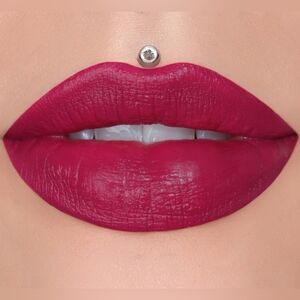 NIB❤️‍🔥"Major Attitude" Jeffree Star Velvet Trap Lipstick💋 SOLD OUT🤩